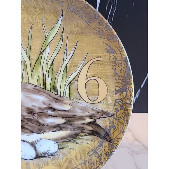 Pottery Barn 12 Days Of Christmas Dessert Plate, 6 Geese A-Laying, Day 6 EUC - Picture 2 of 4